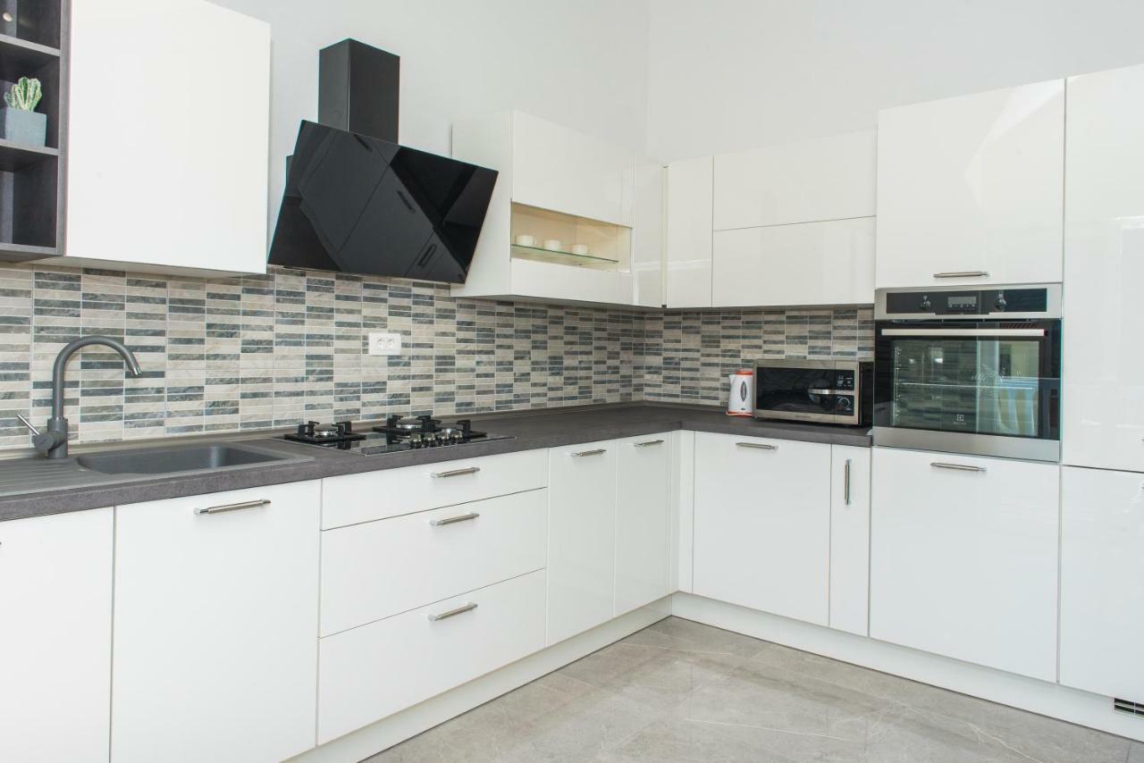Apartman Franko Grebastica Exterior photo